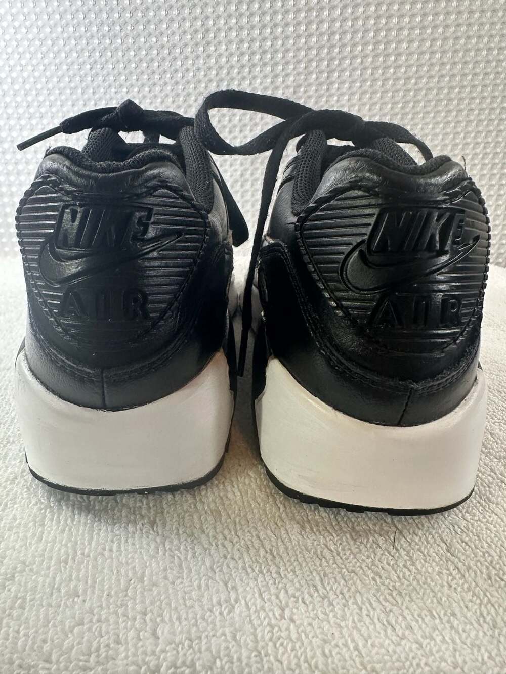 Nike Air Max 90 LTR GS Black White Size 6Y - Picture 7 of 9